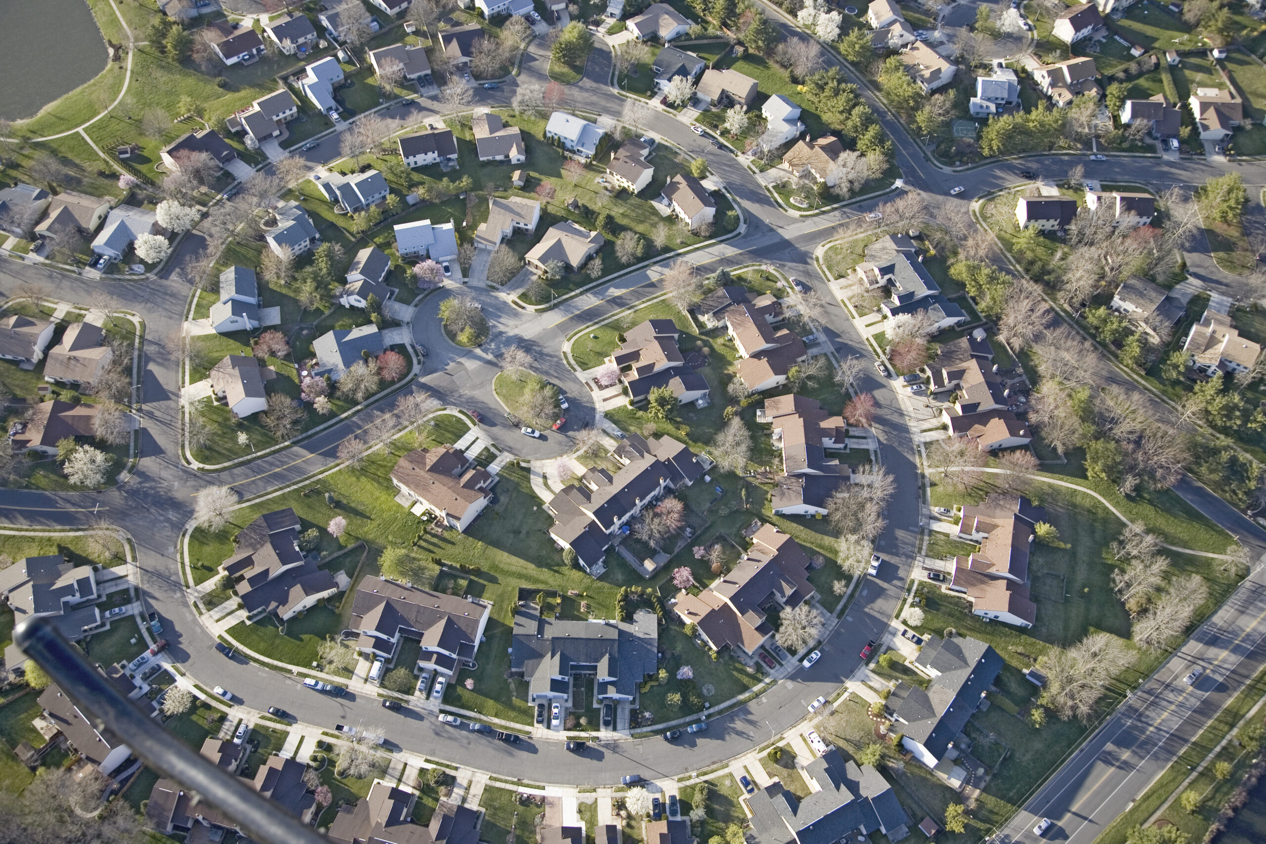 Aerial,Pattern,Of,Residential,Homes,In,Circle,Outside,Of,Philadelphia