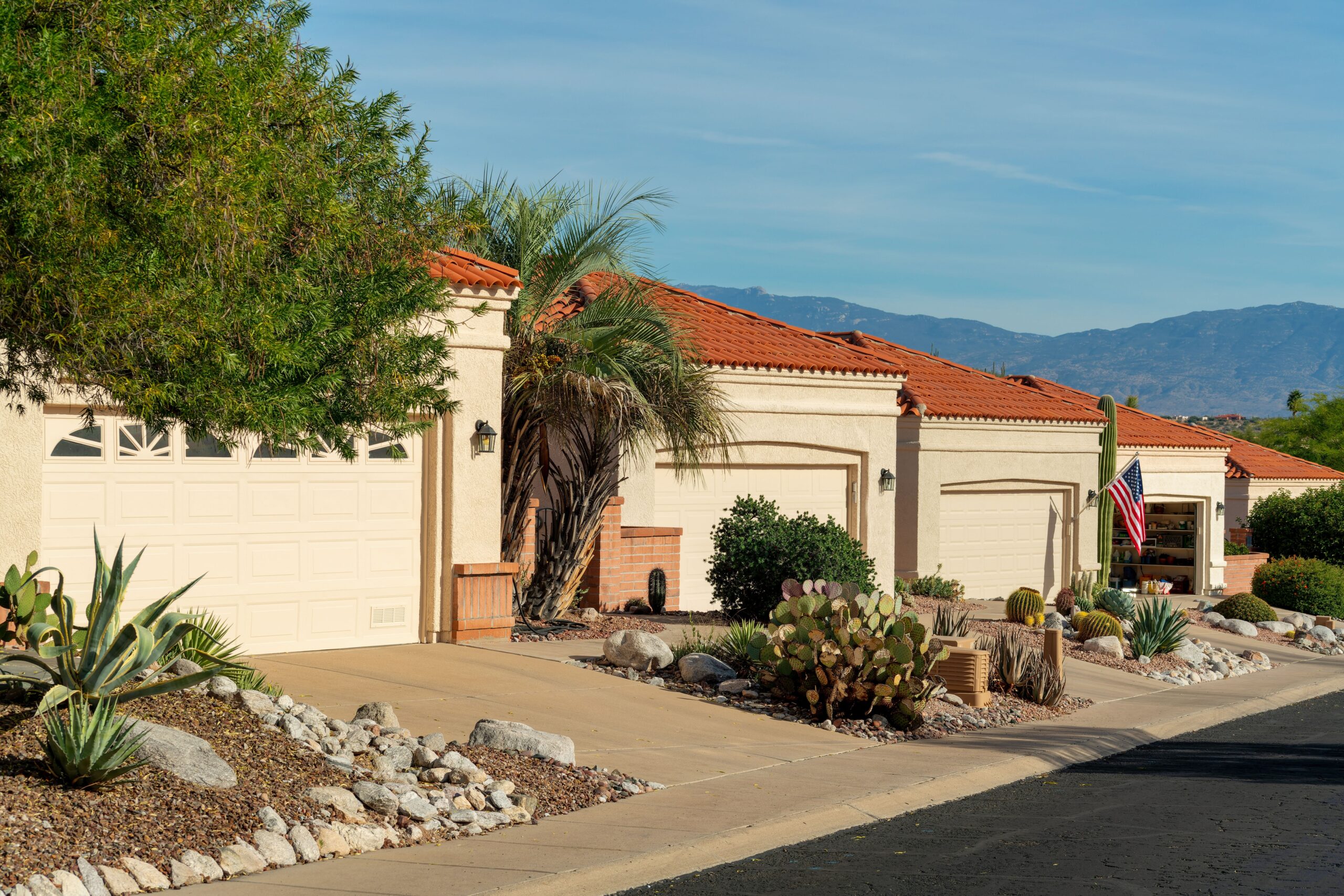 Row,Of,Modern,Adobe,Style,One,Story,Houses,In,Desert